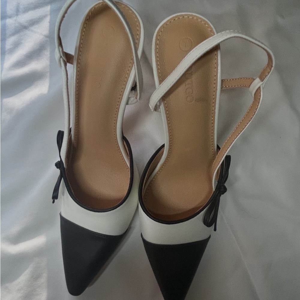 Two-Tone Black and White Pointed Slingback Heels with Bow
